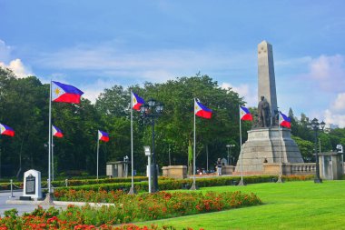 MANILA, PH - SEPT 8 - Jose Rizal heykeli anıtı 8 Eylül 2018 tarihinde Manila, Filipinler 'de Rizal Park' ta.
