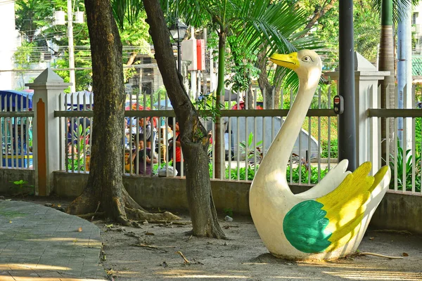 Manila Sept Lekplatssvans Staty För Barn Den September 2018 Manila — Stockfoto