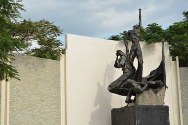 SAN JUAN, PH - 17 Kasım 2018 'de Filipinler, San Juan' da Pinaglabanan türbesi parkı.