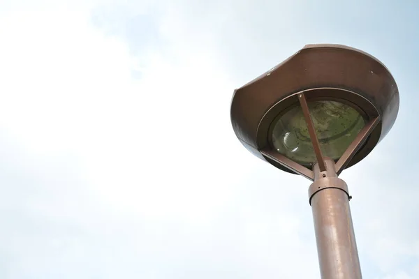 Tallriksformad Parklampa Uppförd Parken Filippinerna — Stockfoto