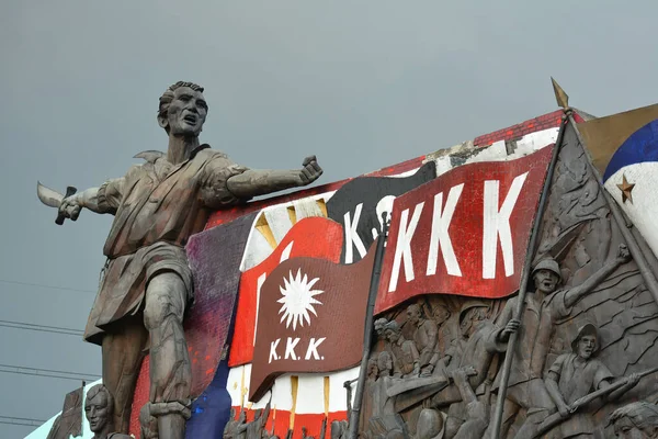 MANILA, PH - NOV 24 - 24 Kasım 2018 'de Manila, Filipinler' de Bonifacio türbesi.
