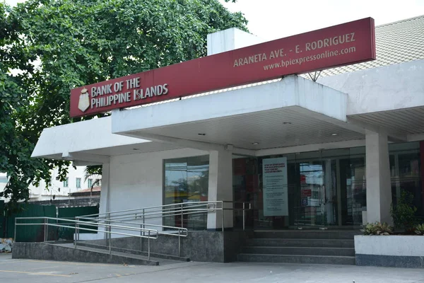 Quezon City April Bpi Bank Philippine Islands Facade Araneta Avenue — Stock Photo, Image