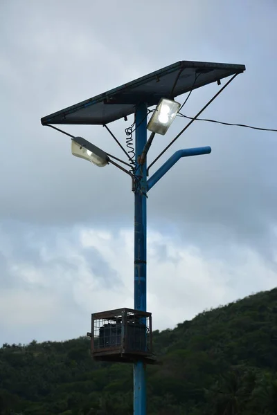 Pólo Aço Poste Lâmpada Movida Energia Solar Dingalan Aurora Filipinas — Fotografia de Stock