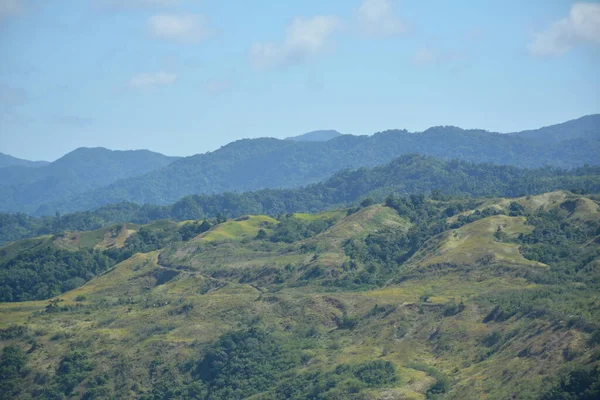 Widok Góry Drzewa Dingalan Aurora Filipiny — Zdjęcie stockowe