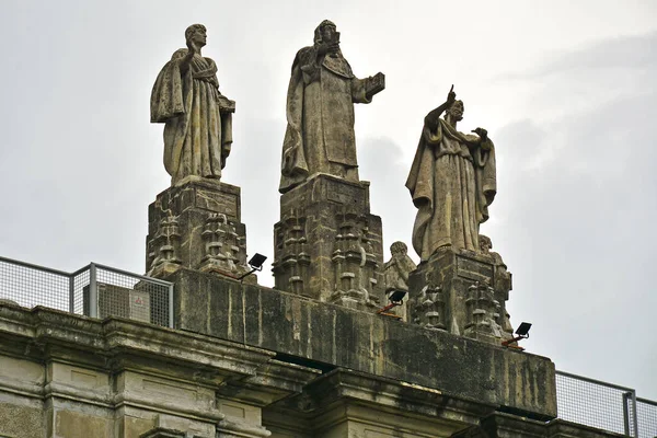 Manila Junio Estatua Los Líderes Iglesia Fachada Principal Del Edificio — Foto de Stock