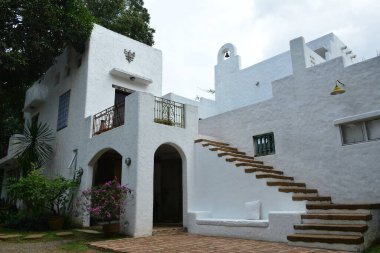 RIZAL, PH - 22 Aralık - Pinto Sanat Müzesi cephesi 22 Aralık 2018, Antipolo, Rizal, Filipinler