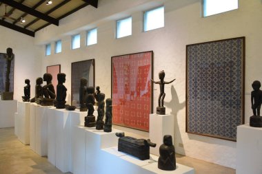 RIZAL, PH - 22 Aralık - Pinto Sanat Müzesi İçişleri 22 Aralık 2018 tarihinde Antipolo, Rizal, Filipinler 'de sergilendi