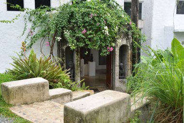 RIZAL, PH - 22 Aralık - Pinto Sanat Müzesi cephesi 22 Aralık 2018, Antipolo, Rizal, Filipinler