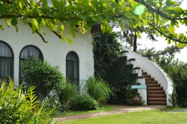 RIZAL, PH - 22 Aralık - Pinto Sanat Müzesi cephesi 22 Aralık 2018, Antipolo, Rizal, Filipinler