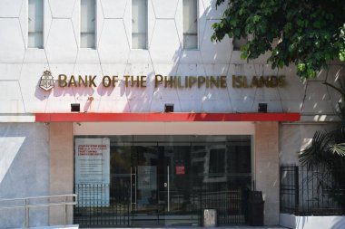 MANILA, PH - APR 7 - Filipin Adaları Bankası) 7 Nisan 2019 tarihinde Manila, Filipinler 'de Intramuros' ta ön cephe.