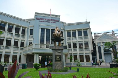 MANILA, PH-OCT. 5 - Intramuros 'taki Manila Üniversitesi 5 Ekim 2019' da Filipinler 'in Manila şehrinde duvarlarla çevrili. 