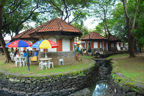 Manila Oct Parc Extérieur Puerta Del Parian Intramuros Ville Fortifiée — Photo