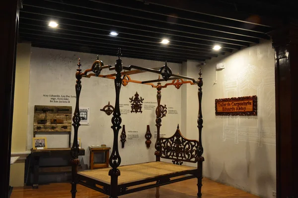 Manila Jan Ξύλινο Κρεβάτι Ξυλουργική Έκθεση Έργων Στο Chinatown Museum — Φωτογραφία Αρχείου