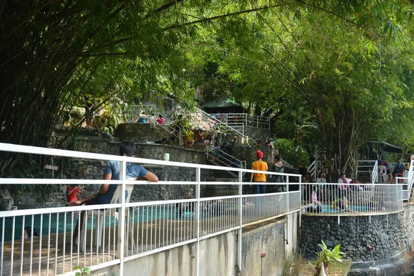 Batangas Villa Jovita Resort Swimmers Pada Mei 2019 Batangas Filipina — Stok Foto