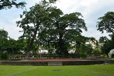 MANILA, PH-OCT 20 - Paco Park çeşmesi 20 Ekim 2018, Manila, Filipinler. Paco Park bir eğlence bahçesidir ve bir zamanlar İspanyol döneminde mezarlıktı.