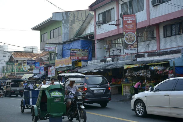 曼都龙 Oct 2018年10月6日在菲律宾曼德勒扬的Barangka大道 — 图库照片