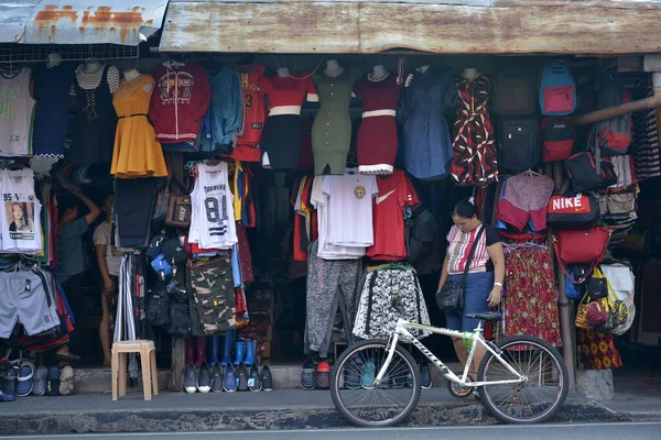 Mandaluyong Oct Fachada Tienda Ropa Local Octubre 2018 Mandaluyong Filipinas — Foto de Stock