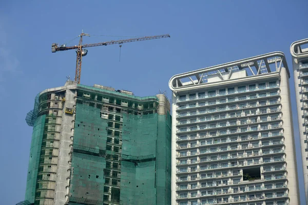 MAKATI, PH - OCT 6 - 6 Ekim 2018 tarihinde Makati, Filipinler 'de konutlar.