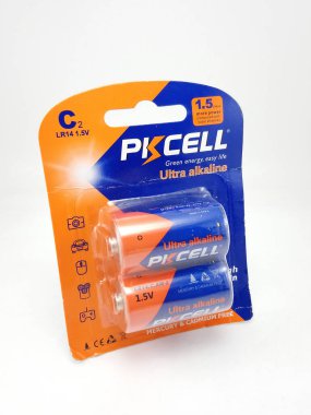 MANILA, PH - SEPT 7 - Pk hücre alkalin bataryası c2 7 Eylül 2020, Manila, Filipinler.