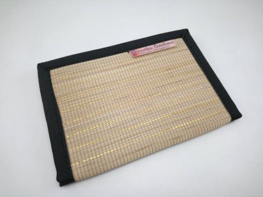 MANILA, PH - SEPT 7 - Binuatan kreasyonları 7 Eylül 2020 tarihinde Manila, Filipinler 'de pasaport taşıyıcısı dokudu.