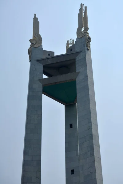 Quezon City Październik Koło Pamięci Quezon Obelisk Pomnik Wieża Dniu — Zdjęcie stockowe