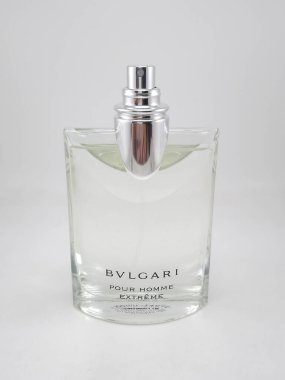 MANILA, PH - SEPT 7 - Bvlgari 7 Eylül 2020 tarihinde Manila, Filipinler 'de aşırı parfüm döktü.