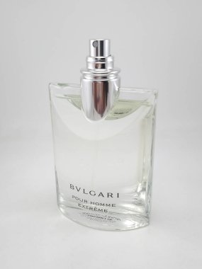 MANILA, PH - SEPT 7 - Bvlgari 7 Eylül 2020 tarihinde Manila, Filipinler 'de aşırı parfüm döktü.