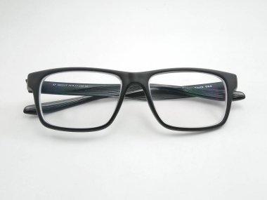 MANILA, PH - SEPT 7 - Dickie siyah gözlükleri 7 Eylül 2020 tarihinde Manila, Filipinler 'de.