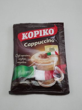 MANILA, PH - SEPT 7 - Kopiko cappucino kahve tozu 7 Eylül 2020 tarihinde Manila, Filipinler 'de.