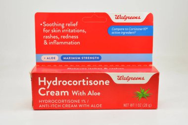 MANILA, PH - SEPT 10 - Walgreens hidrokortizon kremi 10 Eylül 2020 tarihinde Manila, Filipinler.