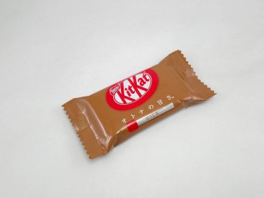 MANILA, PH - SEPT 22 - Kitkat çikolatası 22 Eylül 2020, Manila, Filipinler.