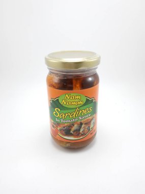 MANILA, PH - 25 Eylül 2020 'de Vietnam domates soslu sardalyaları Manila, Filipinler' de.