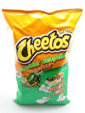 MANILA, PH - OCT 10 - Cheetos Cheddar Jalapeno 10 Ekim 2020, Manila, Filipinler.