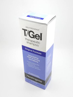 MANILA, PH - OCT 10 - Nörojena t jel tedavi şampuanı 10 Ekim 2020, Manila, Filipinler.