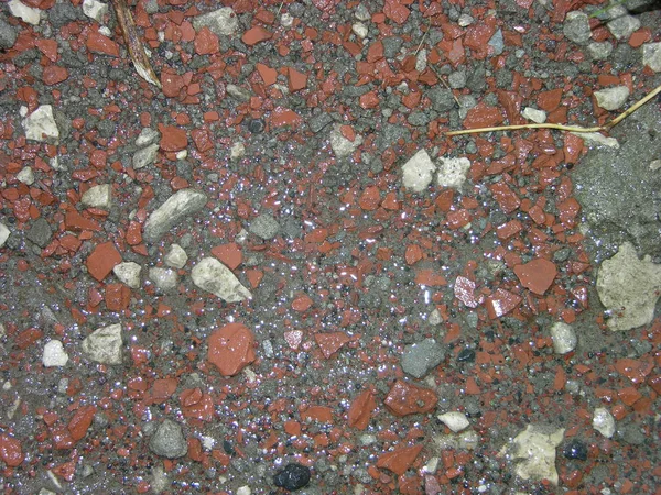 Wet Crushed Brick Fine Crumbs Wet Concrete Highlights Light Reflected — Stock Photo, Image