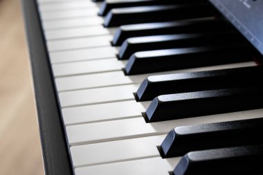 Piyano klavyesi, müzik aleti, makro görünüm