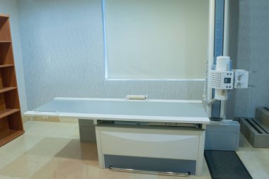 Röntgen odası, röntgen ünitesi odası, klinikte yatak