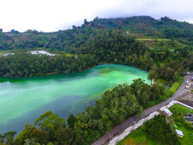 Jakarta Endonezya - 5 Haziran 2020: Jakarta, BNI Tower Jakarta Urban City of Endonezya 'dan havadan görüş. Şehir manzarası Endonezya, Jakarta 'nın Simgesi