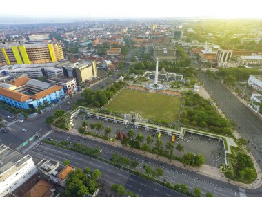 Surabaya Endonezya 16 Haziran 2020: Surabaya Şehri, Tugu pahlawan - Pasar Turi - Surabaya 'nın eski ilçesi