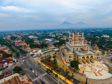 1 Aralık 2017 Klaten Endonezya: Panorama Havacılık El Aksa Camii Sabah
