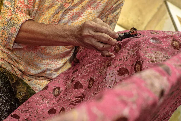 Surakarta Indonezja Sierpień 2020 Canting Batik Tło Tkaninie Rysunek Batik — Zdjęcie stockowe