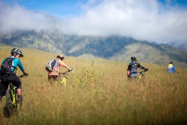 Lombok Indonesia Junio 2020 Todos Los Ciclistas Montaña Mtb Rinjani —  Fotos de Stock