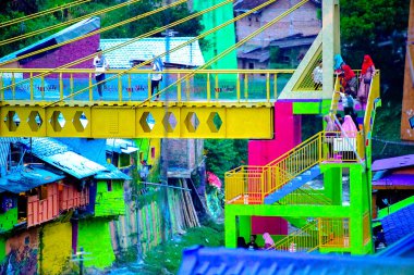 Malang Endonezya 28 Haziran 2020: Jodipan Köyü, Malang 'daki Kampung Warna' nın Renkli Evleri Uyarısı