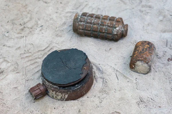 Varios Tipos Bombas Través Destrucción Seguridad — Foto de Stock