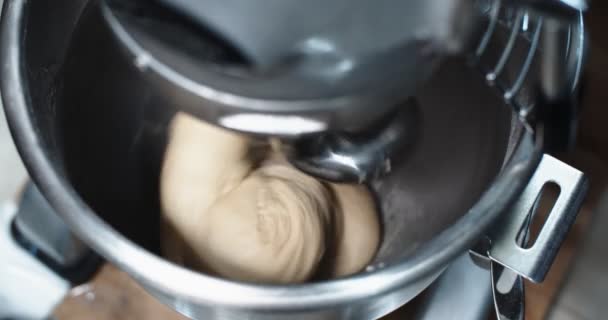 Stroj v domácnosti hněte těsto, 4k — Stock video
