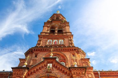 Rusya, Tver bölgesi - 07 Eylül 2020: Kilise. Sobor Vozneseniya Gospodnya. Ostashkov Şehri.