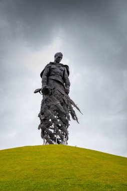Rusya, Tver bölgesi, Rzhev şehri, 14 Eylül 2020: Rzhev Anıtı Sovyet Askeri