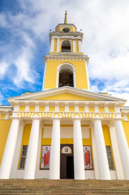 Rusya, Tver bölgesi, Svetlitsa, 15 Eylül 2020: Nilo-Stolobenskaya Pustyn '. Tapınak Papazı Nile Stolobensky.