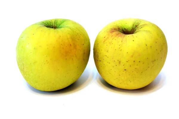 Świeże Soczyste Jabłka Białym Tle Zbliżenie — Zdjęcie stockowe
