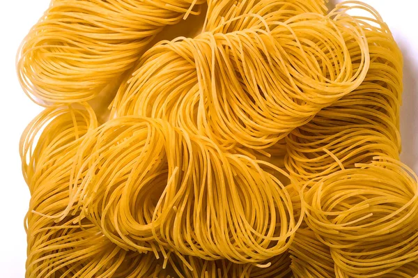 Skeins Ängel Hår Form Italienska Torr Pasta Brons Dras Vit — Stockfoto